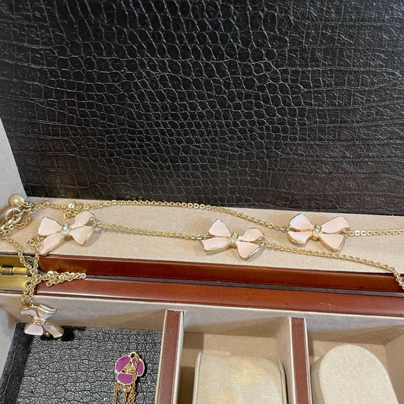 Pink Bow Necklace ❤️💕😊 - Picture 5 of 5